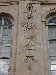 102